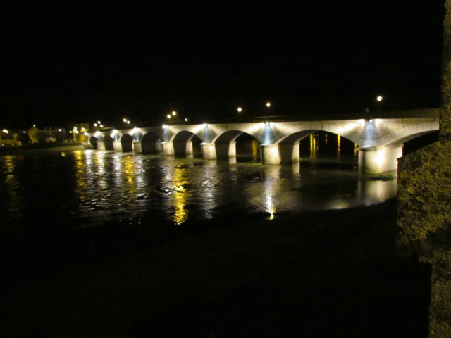 The bridge over the Loire Rivert.