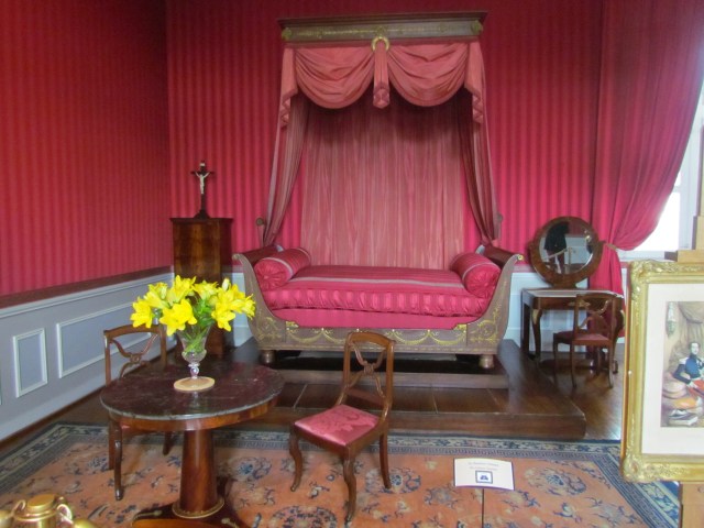 Next to the study, this bedroom was called the Orleans Chamber. Notice how the sleighbed is actually on 2 platforms.