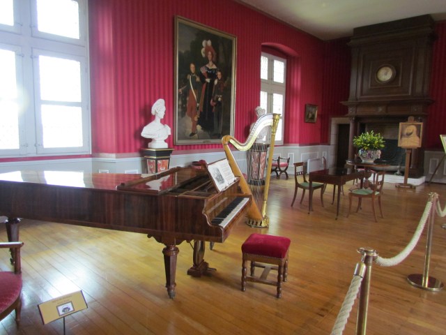 Next to the Orleans Chamber is the music room.