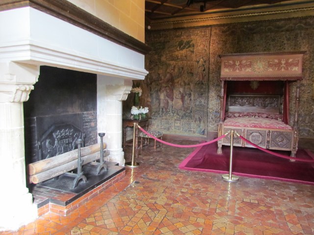 This bedroom with the wonderful tapestries on the walls belonged to Catherine De Medici, wife of Kind Henri II. The chateau has lots of amazing tapestries which are all nearly invisibly protected by glass.